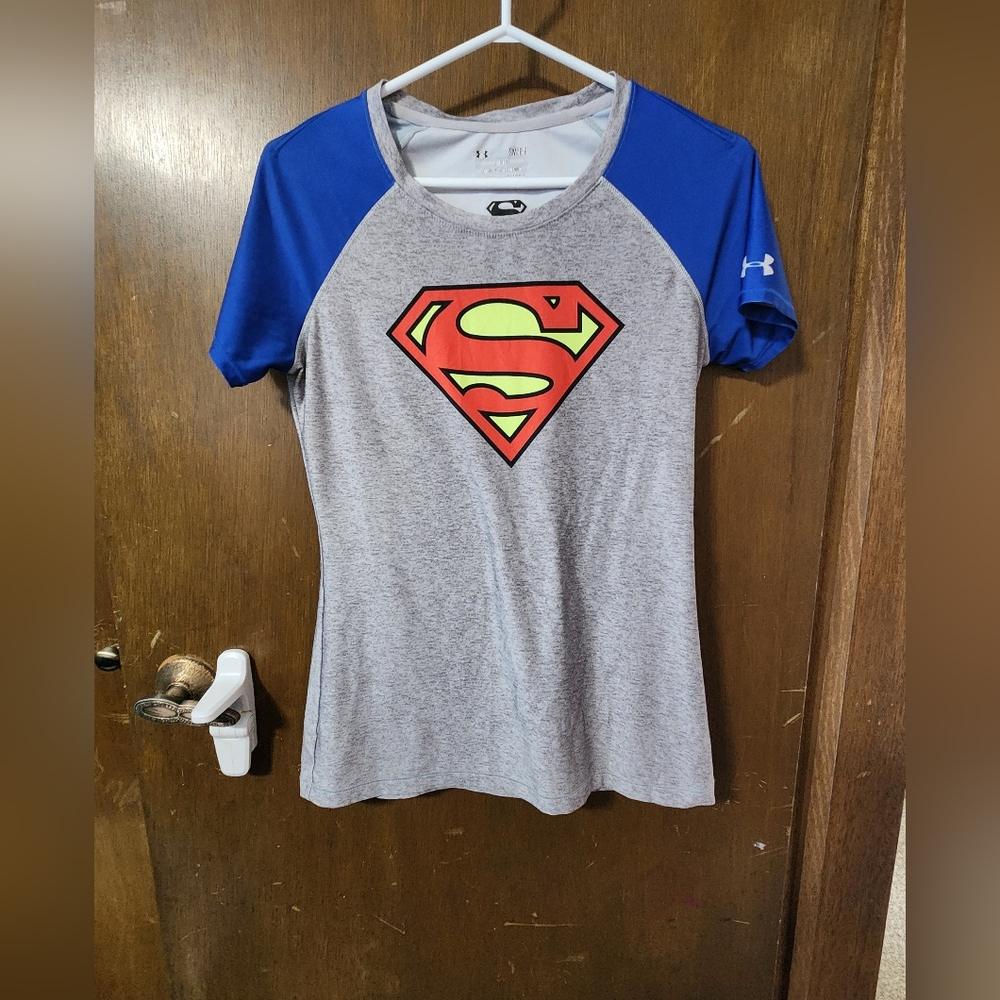 Under Armor Superman Logo Athletic T-Shirt Small